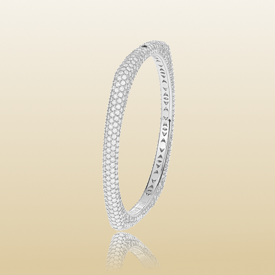 GHOST BRACELET - Red Carpet Moment