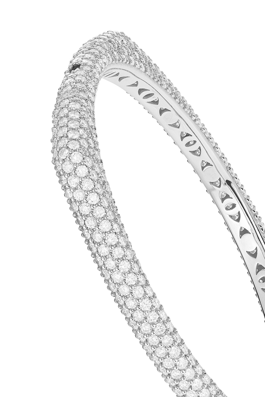 GHOST BRACELET - Red Carpet Moment