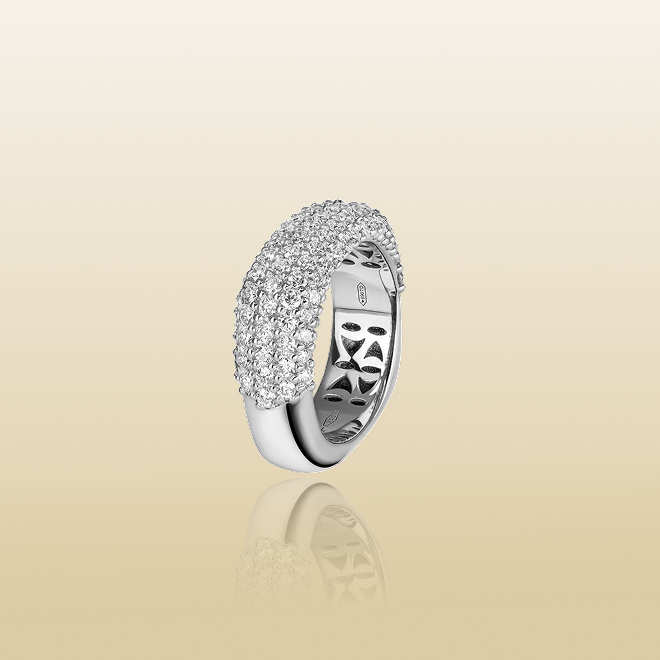 GHOST RING