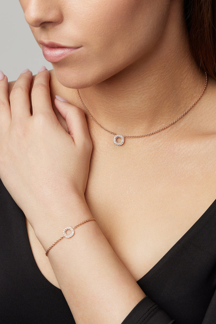 ETERNITY NECKLACE