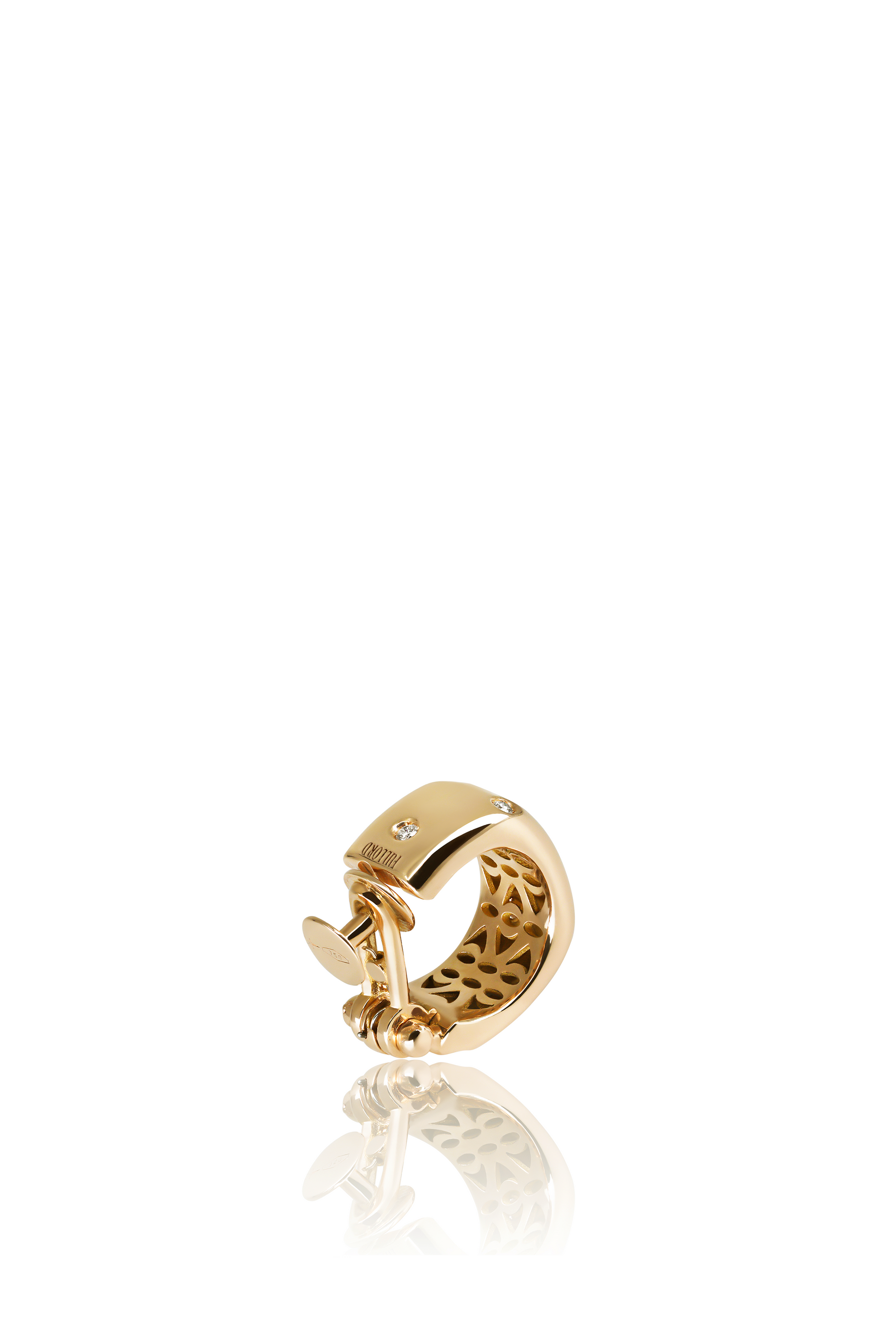 GOLD GHOST EAR CUFF